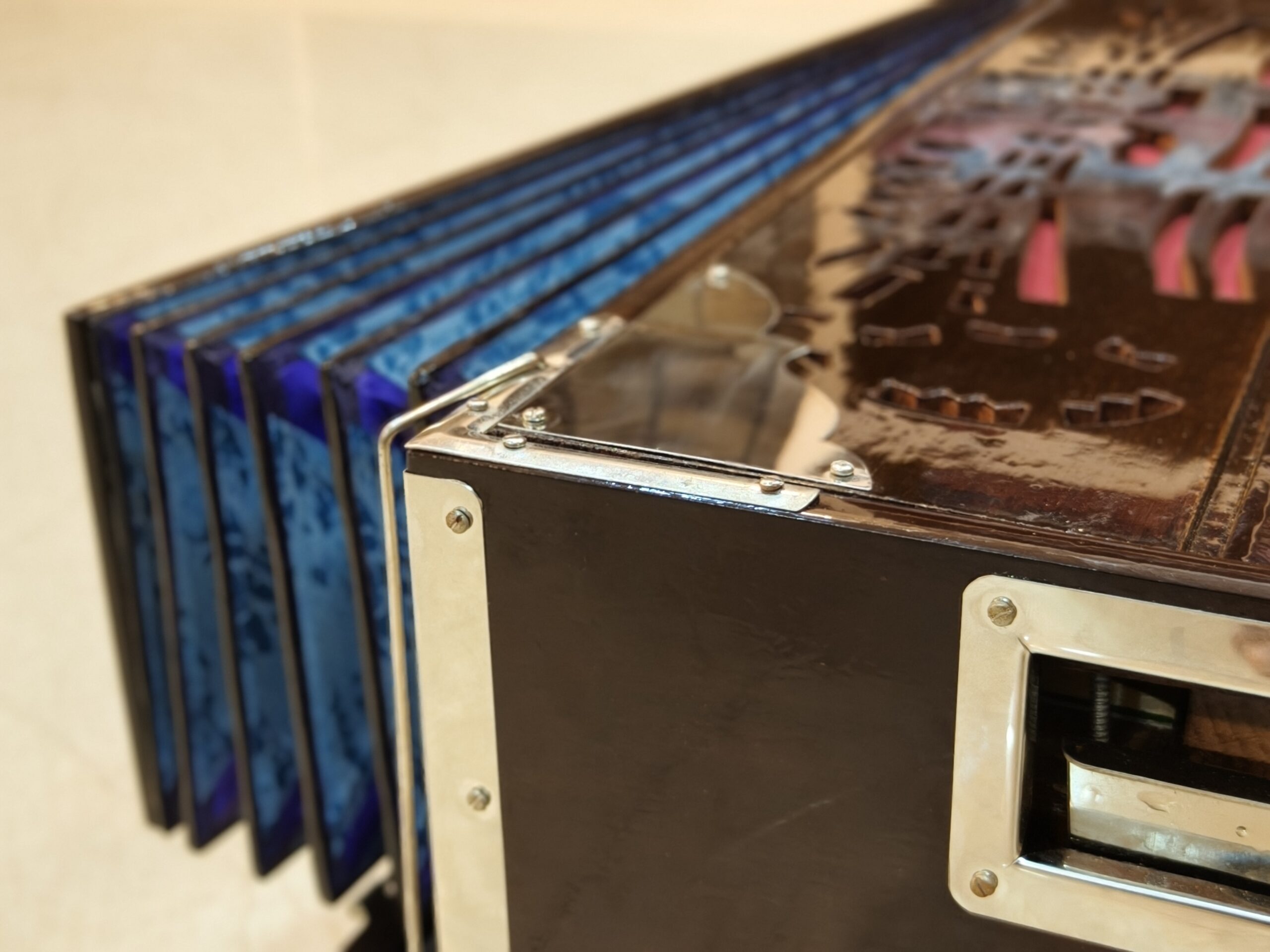 Rasa Veena Harmonium | 3.5 Octave | 2 Liner Box Harmonium - Image 2